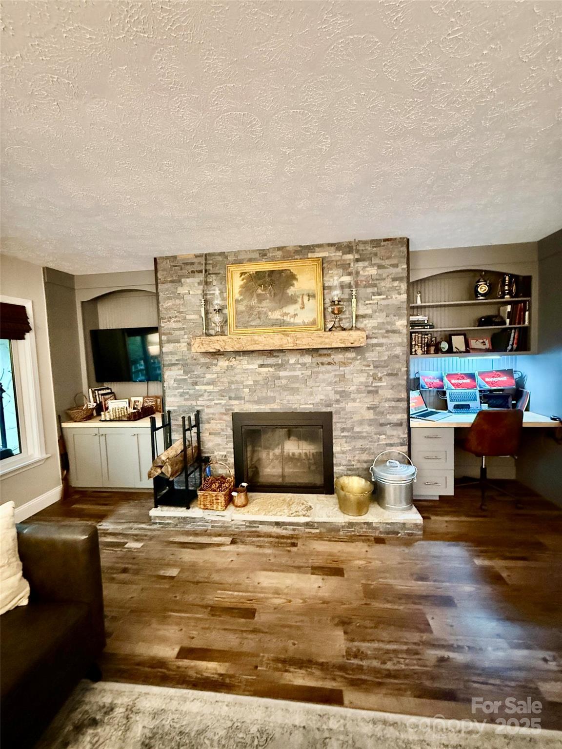 Hilltop - Residential