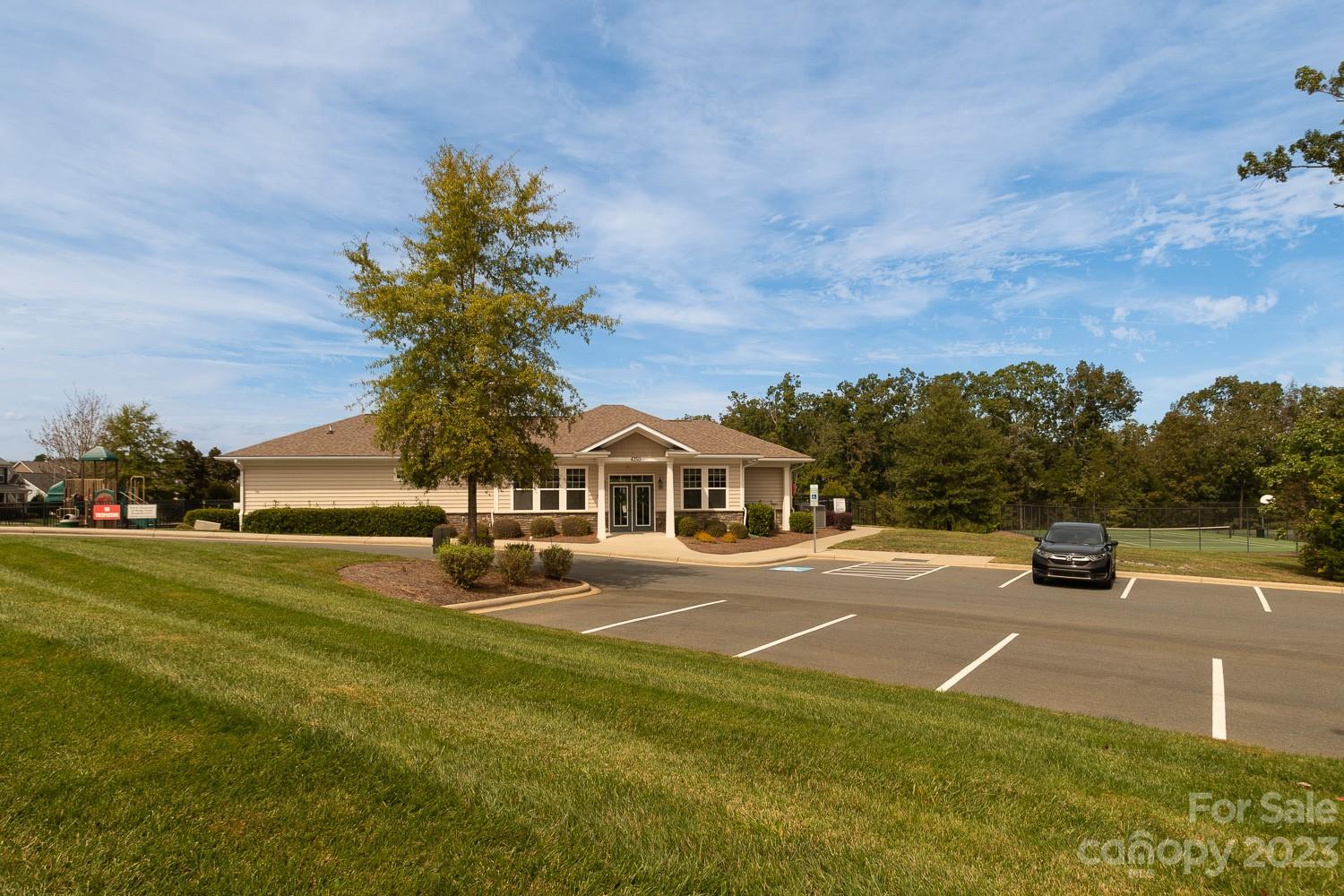 Bridge Pointe - Residential