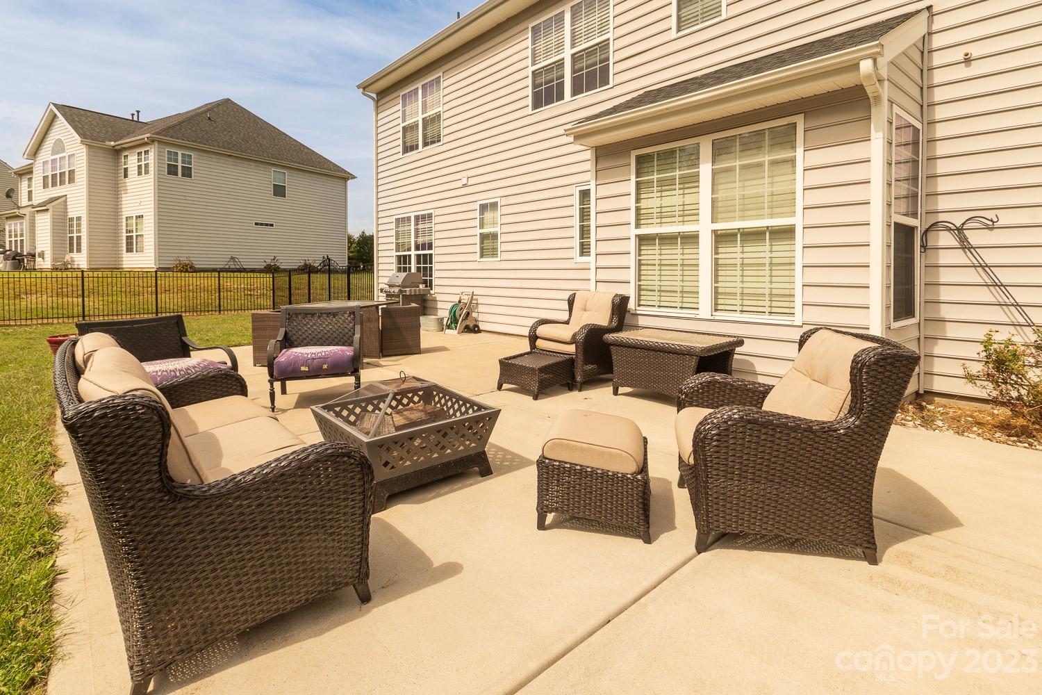 Bridge Pointe - Residential