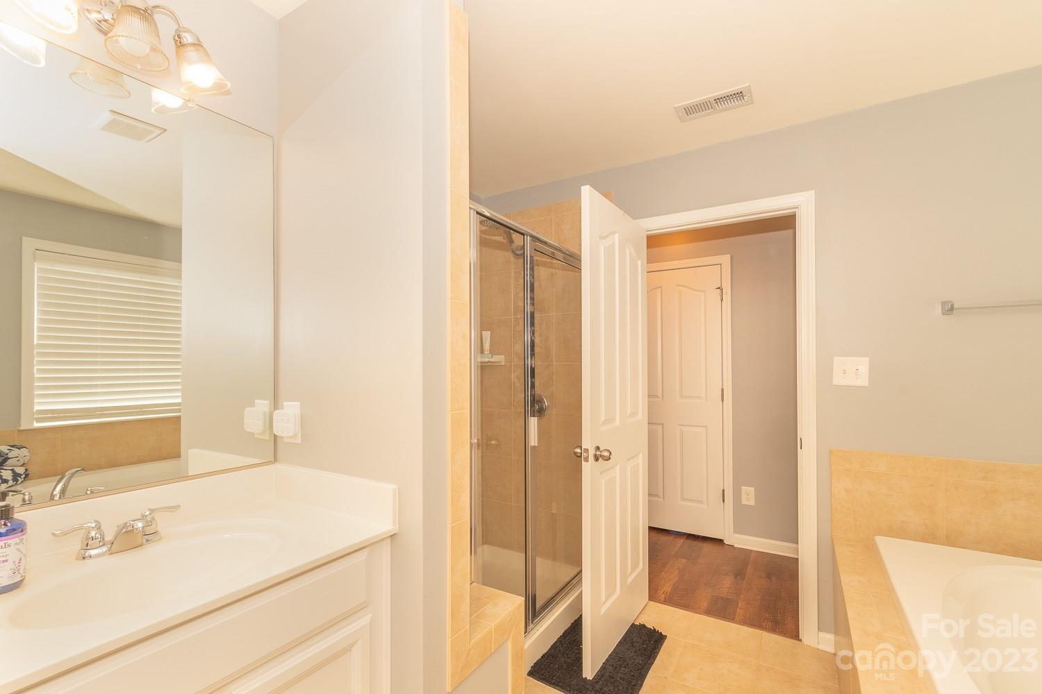 Bridge Pointe - Residential