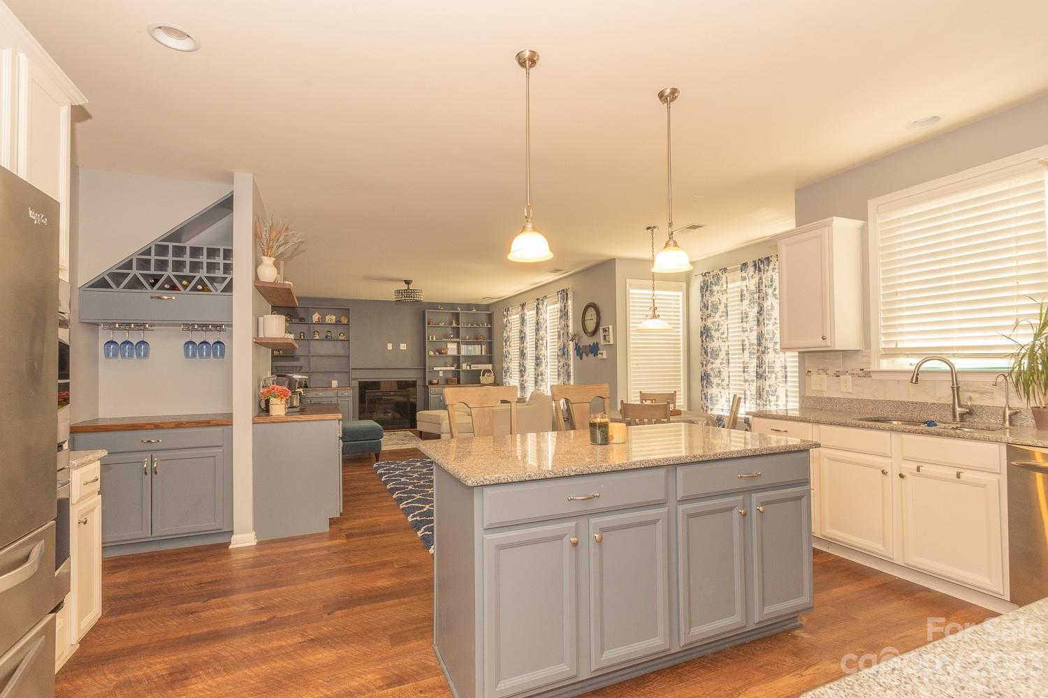 Bridge Pointe - Residential