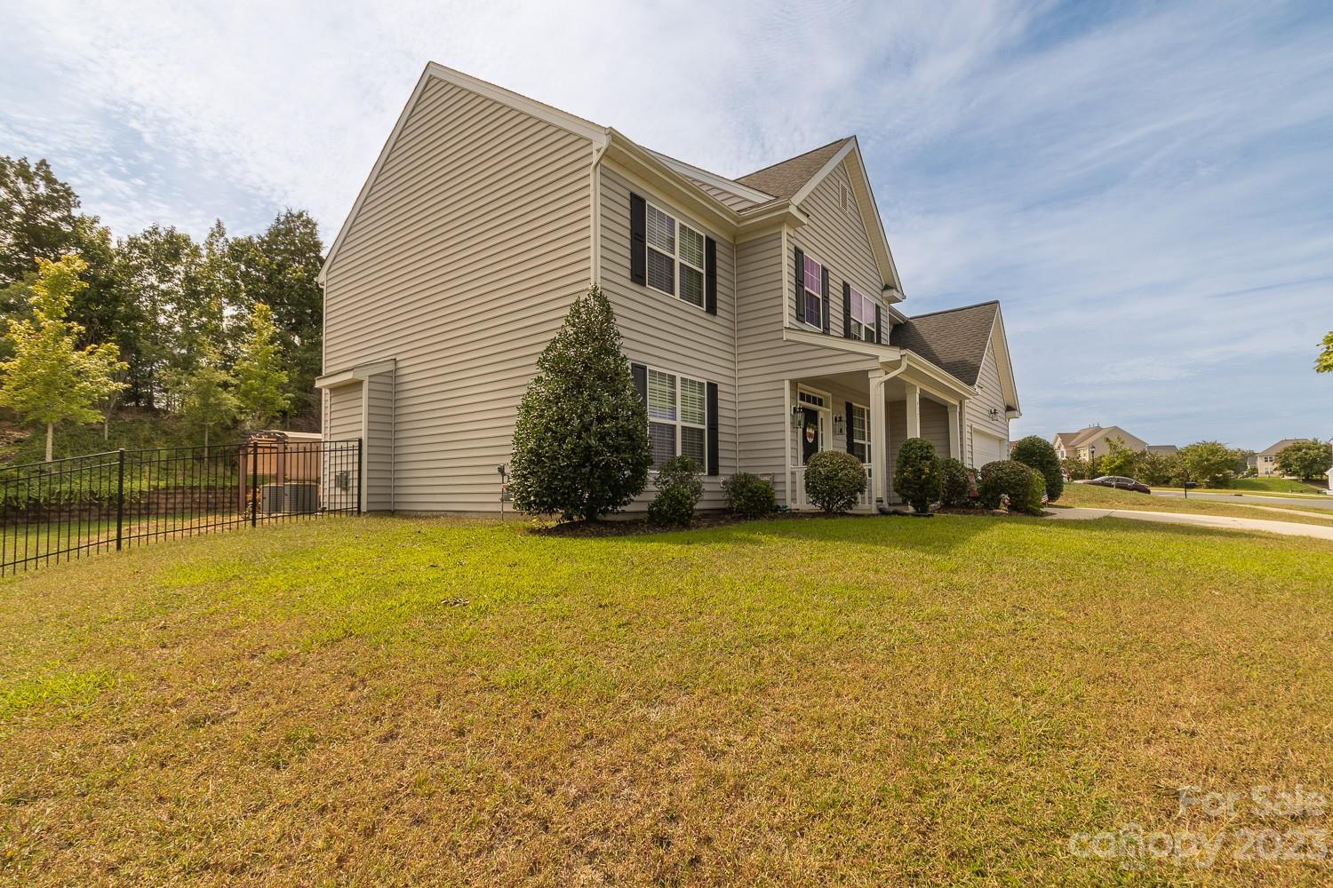 Bridge Pointe - Residential