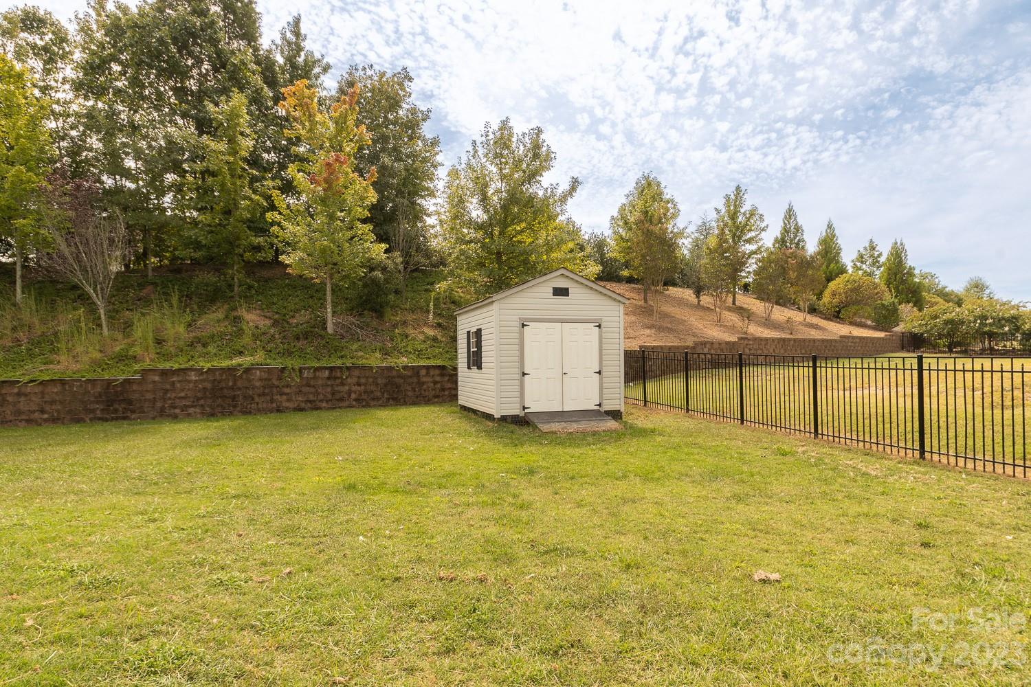 Bridge Pointe - Residential