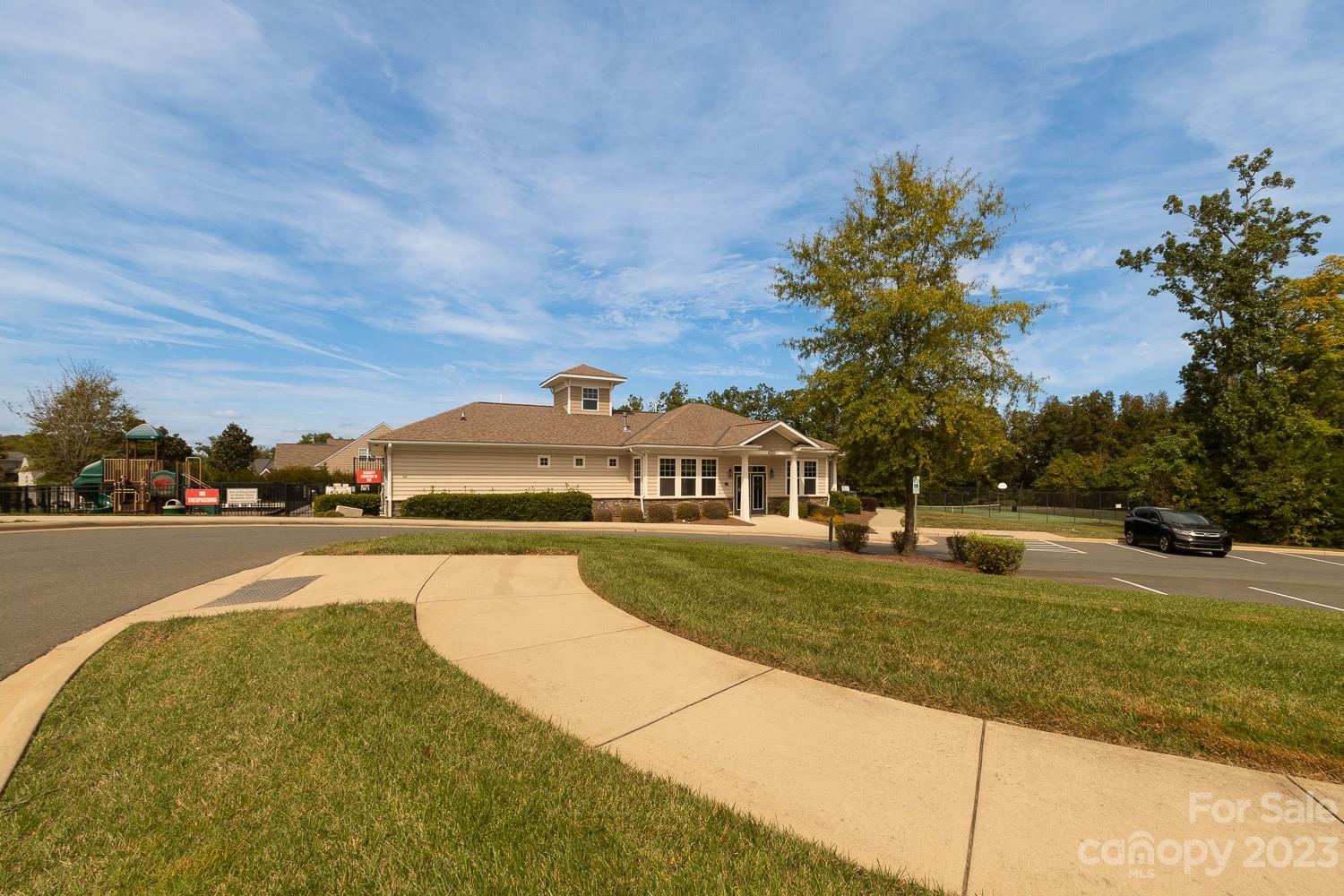 Bridge Pointe - Residential