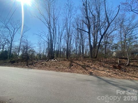 Photo of 4001 Brookwood Road, Charlotte, NC 28215 (MLS # 4350506)