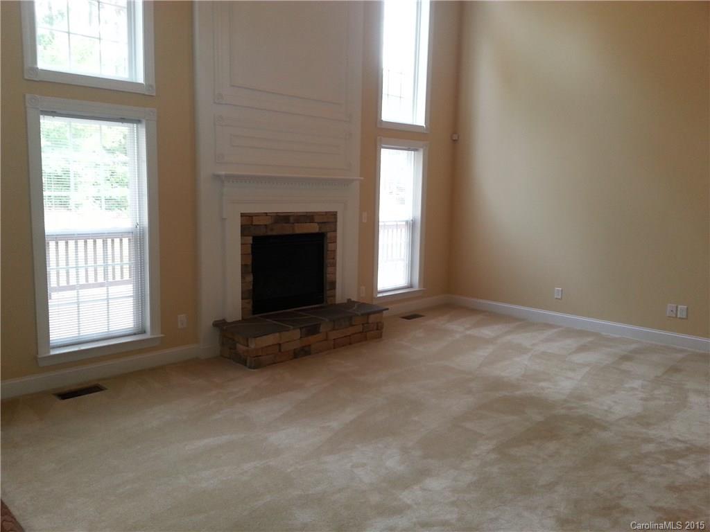 The Palisades - Residential Lease