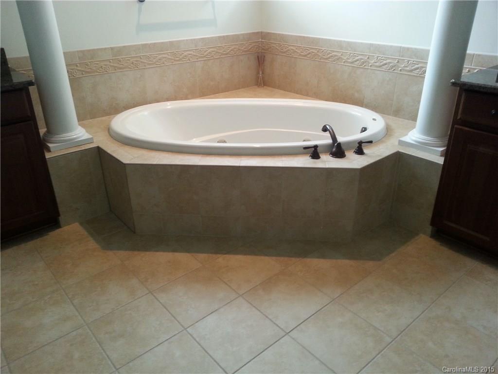 The Palisades - Residential Lease