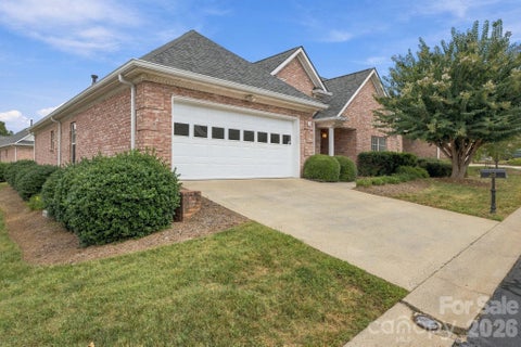 Photo of 3131 9th Street Drive NE #26, Hickory, NC 28601 (MLS # 4434571)