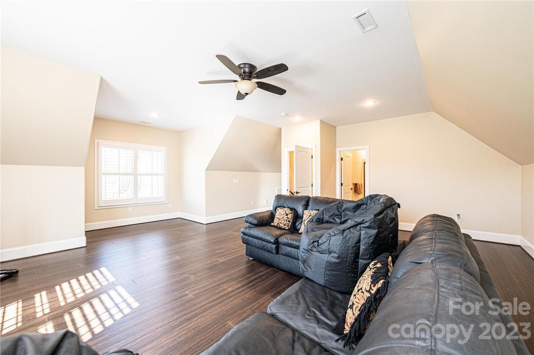 Abernethy Park - Residential