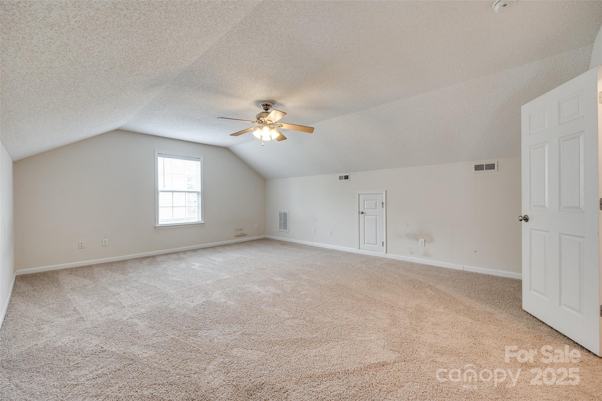 Hallmark Glen - Residential