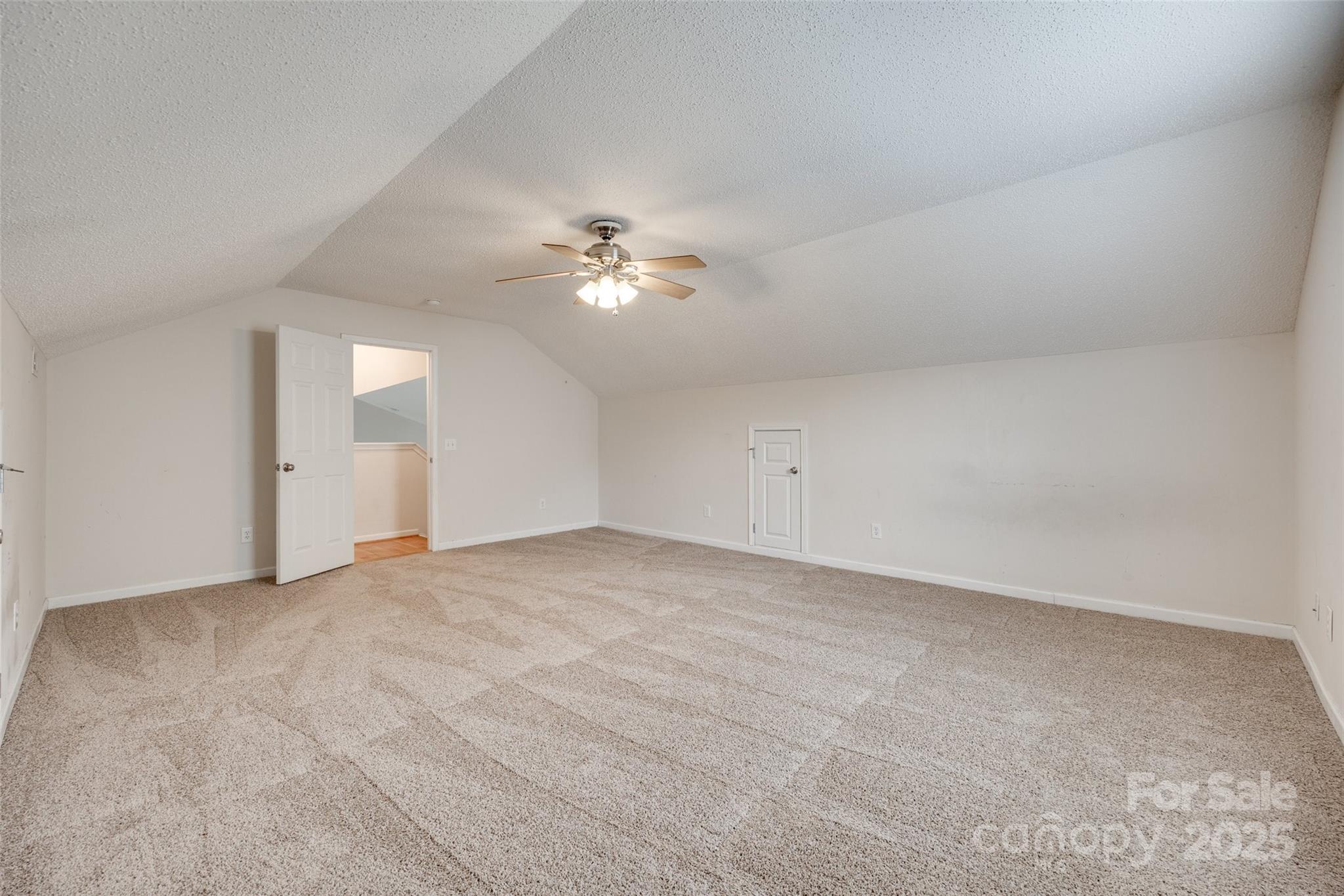 Hallmark Glen - Residential