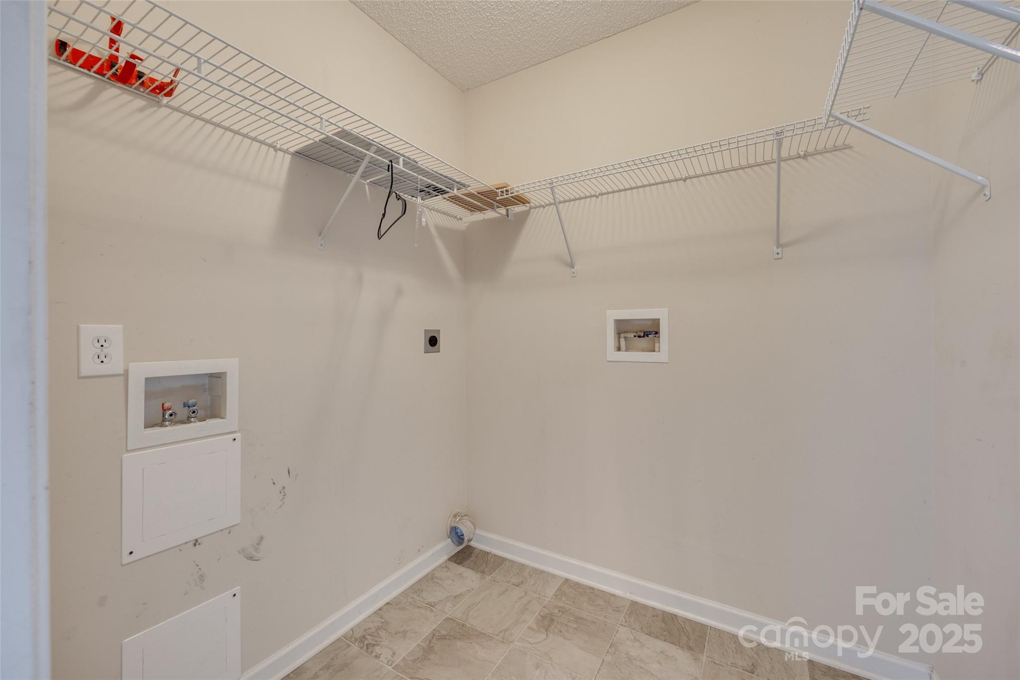 Hallmark Glen - Residential