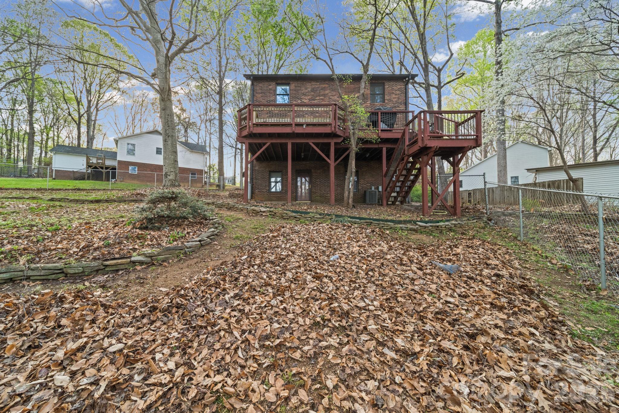 Random Woods - Residential