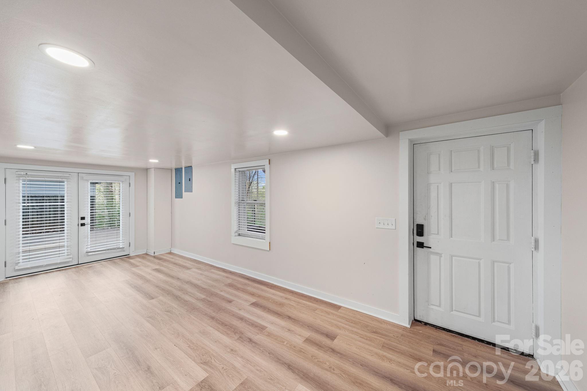 Random Woods - Residential