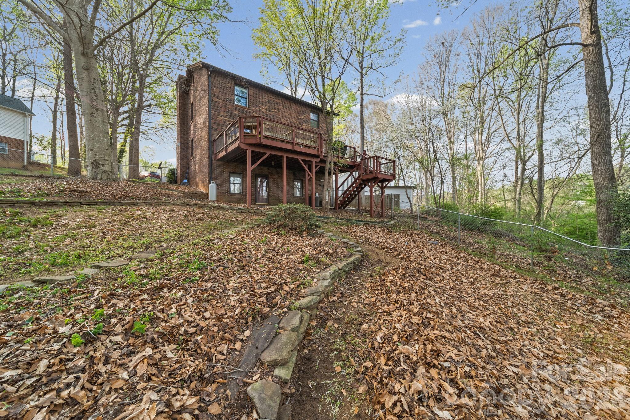 Random Woods - Residential