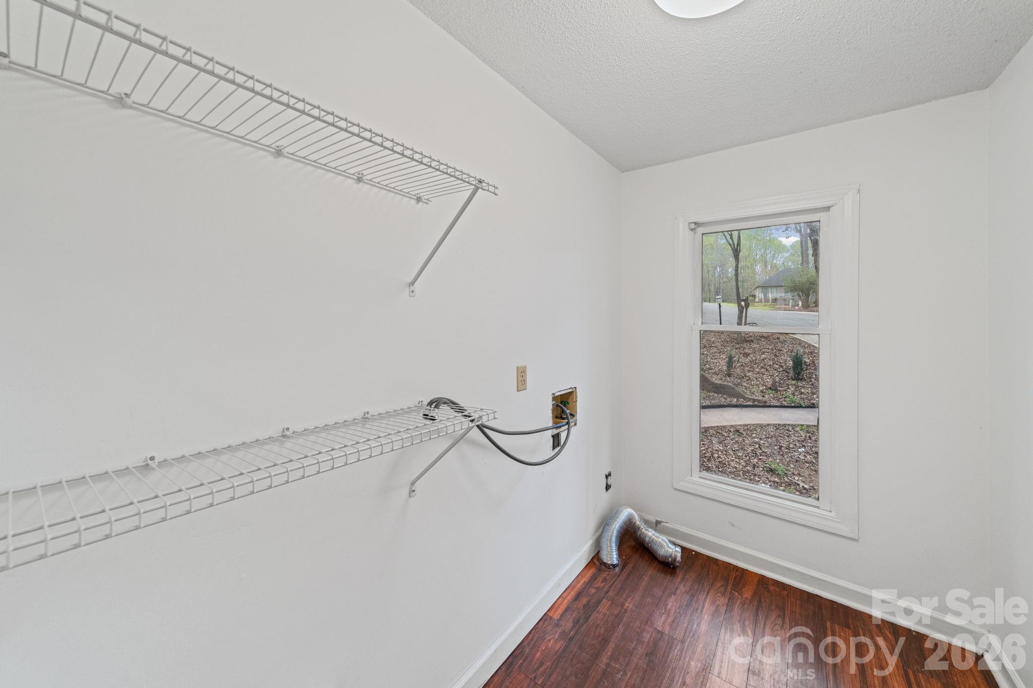 Random Woods - Residential