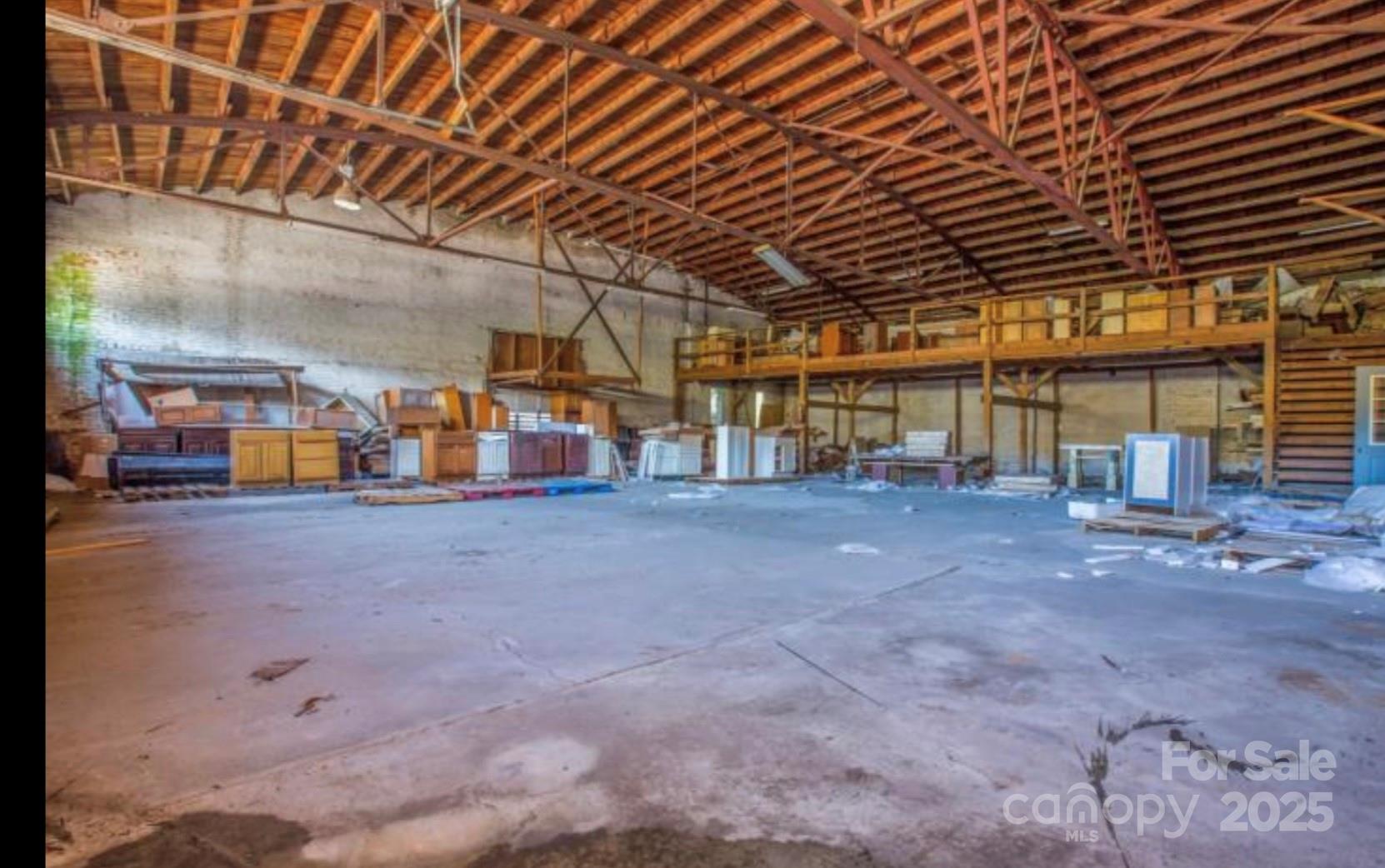 860 Riverside Drive