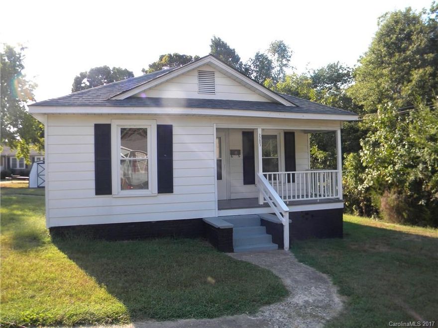 Mill home convenient to downtown Kannapolis and NC Research campus.