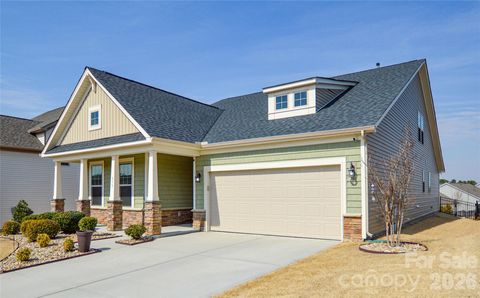 515 Cherry Blossom Avenue NW Concord NC 28027