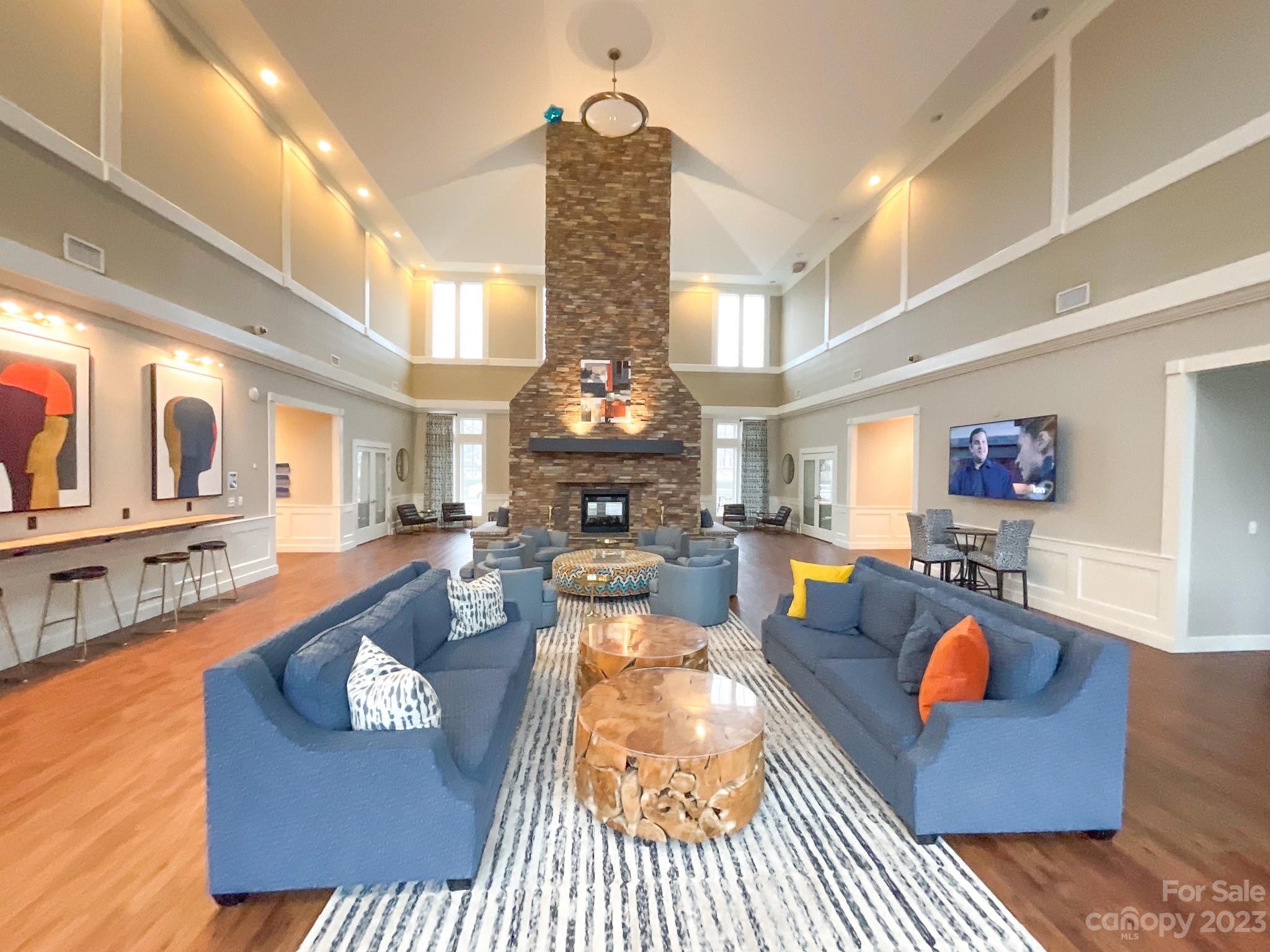 Park South Station - Residential