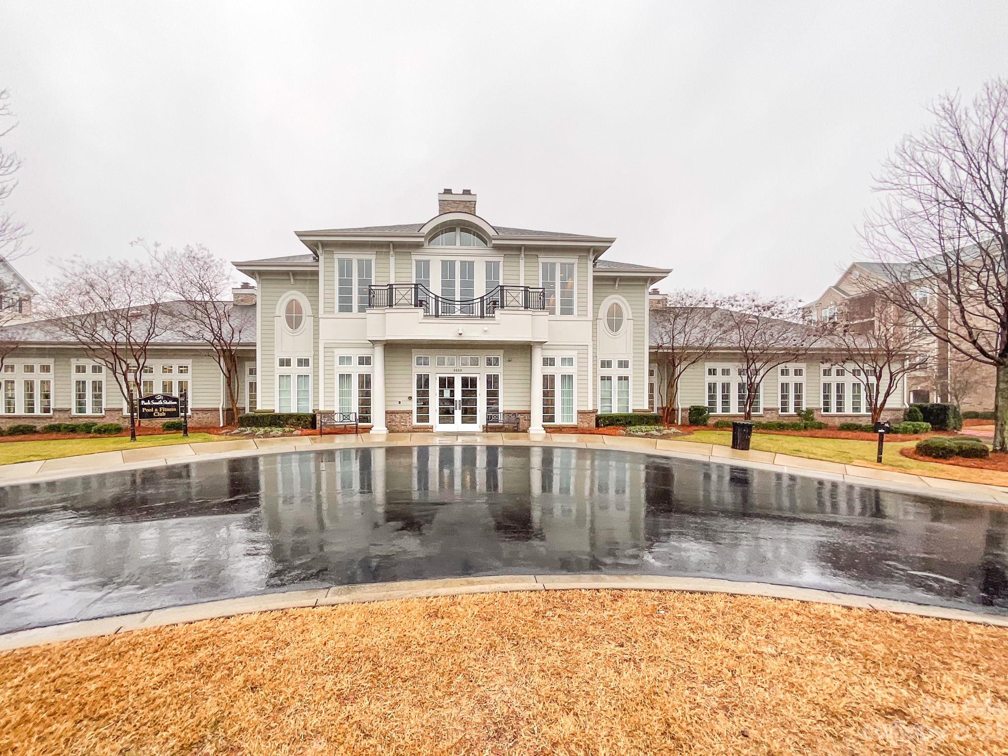 Park South Station - Residential