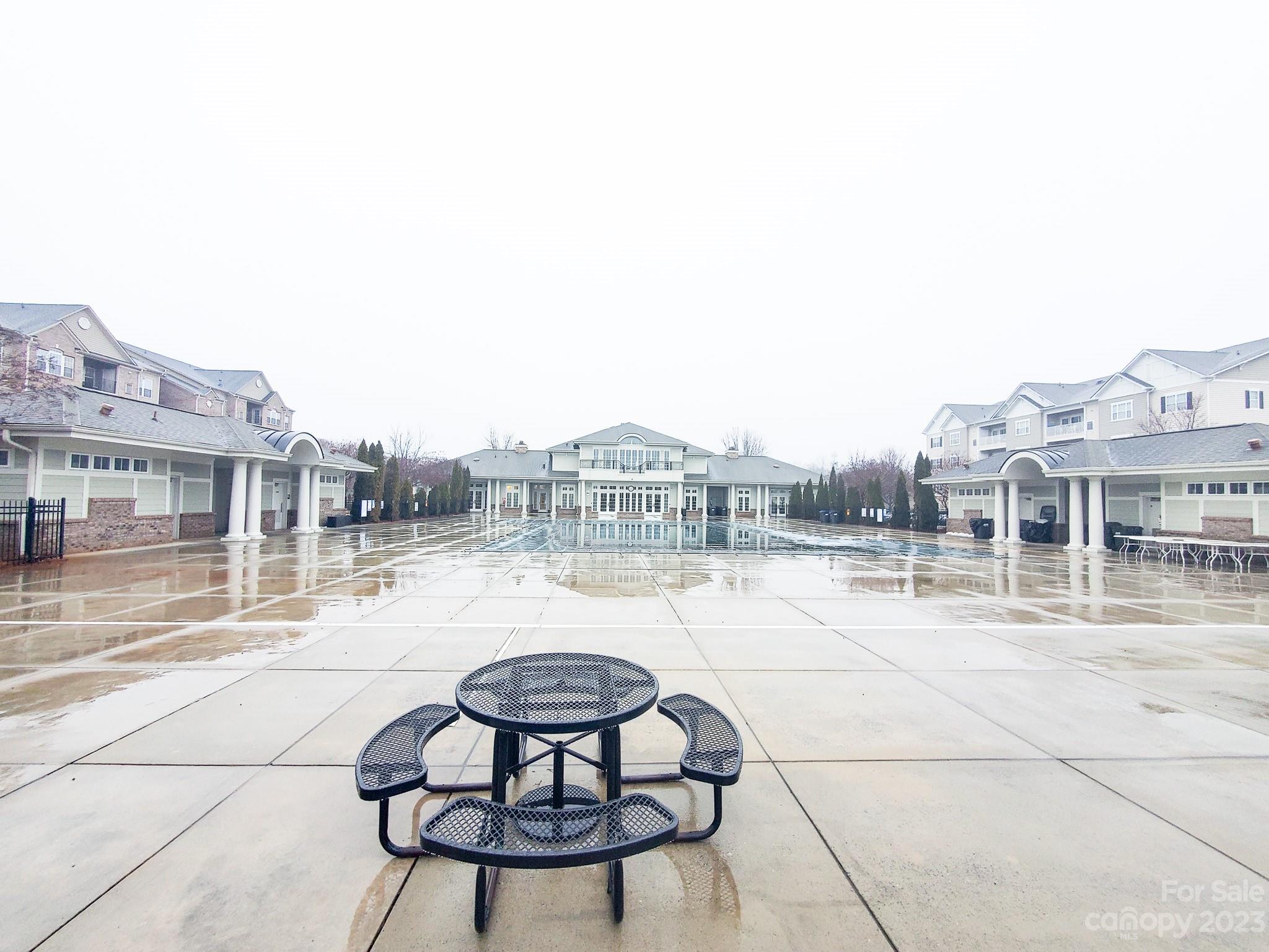 Park South Station - Residential