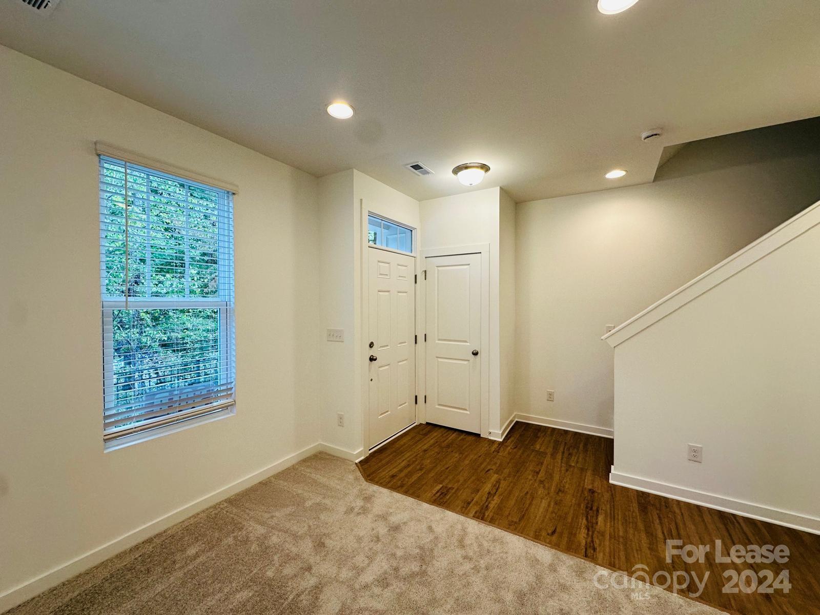 Royall Townes - Residential Lease