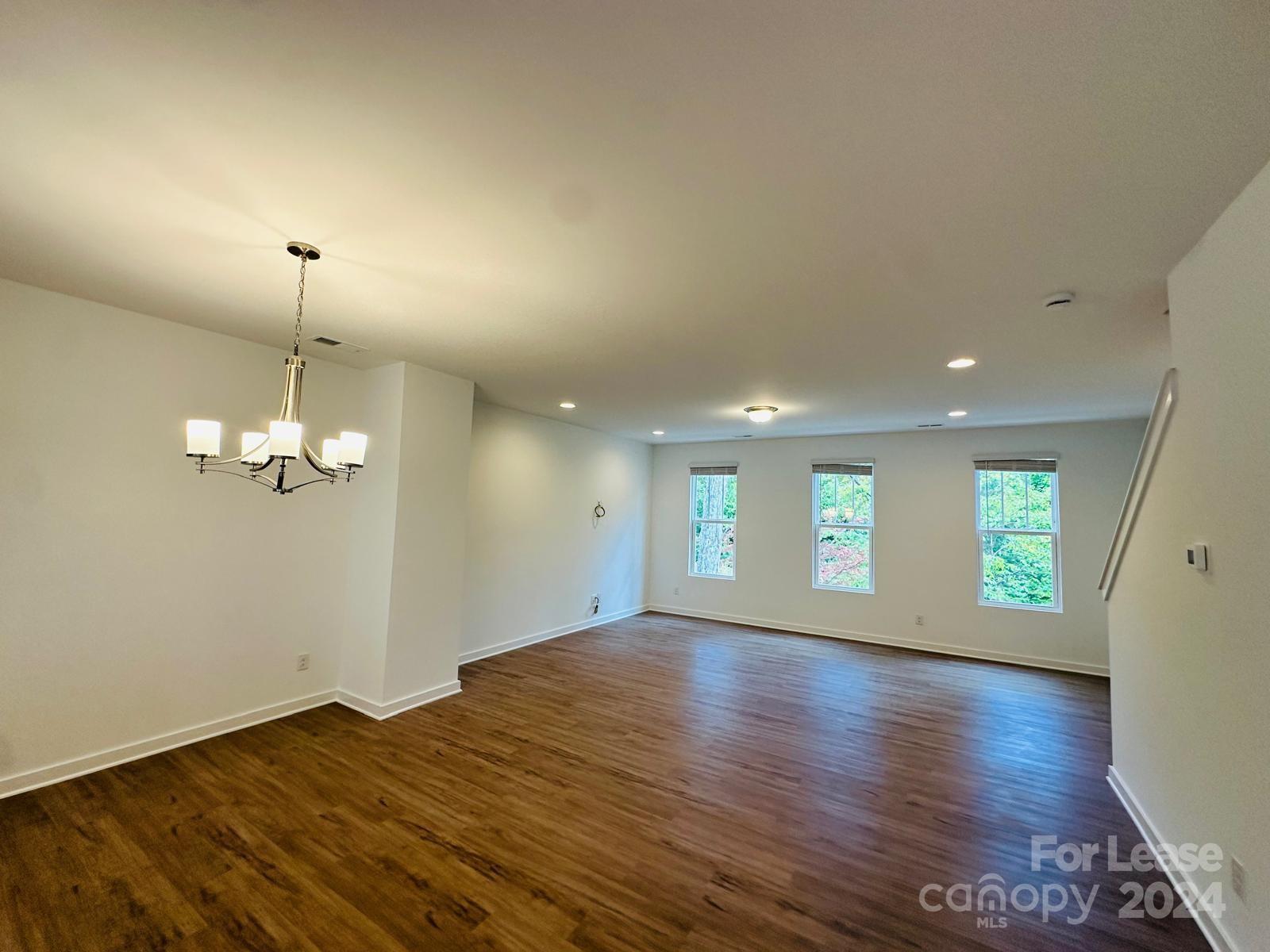 Royall Townes - Residential Lease