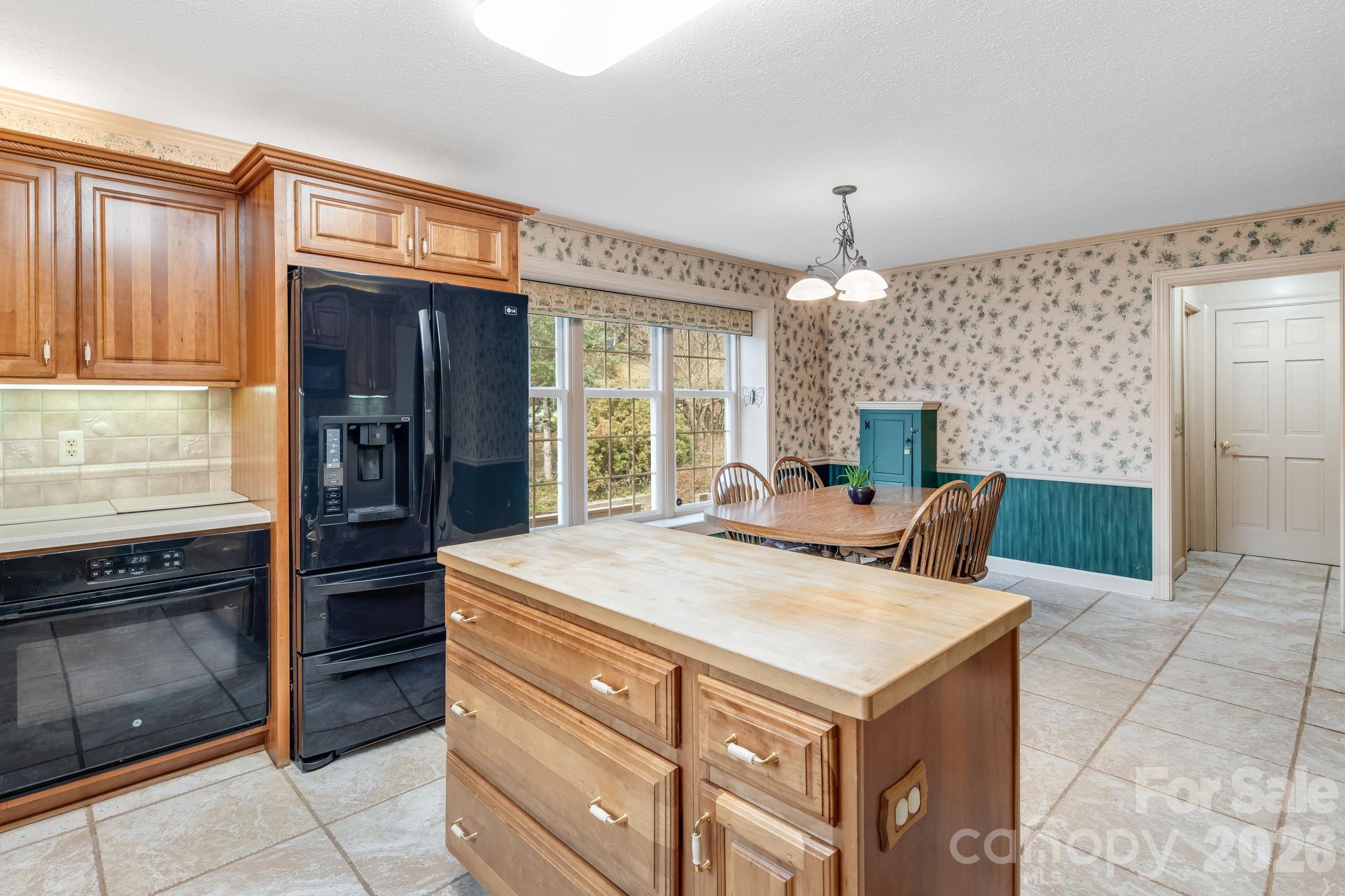 Echo Lake - Residential