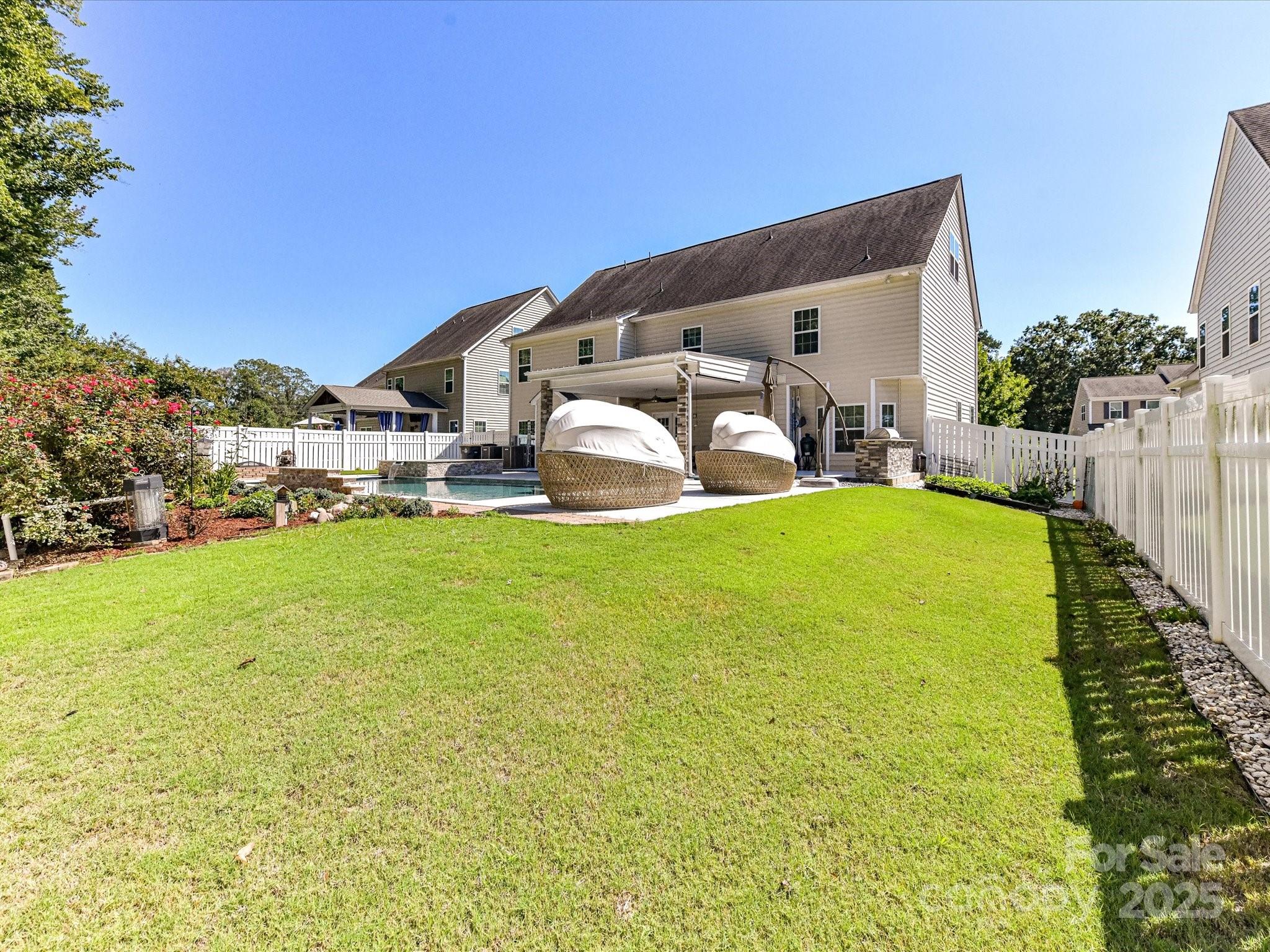 Waterford on the Rocky River - Residential