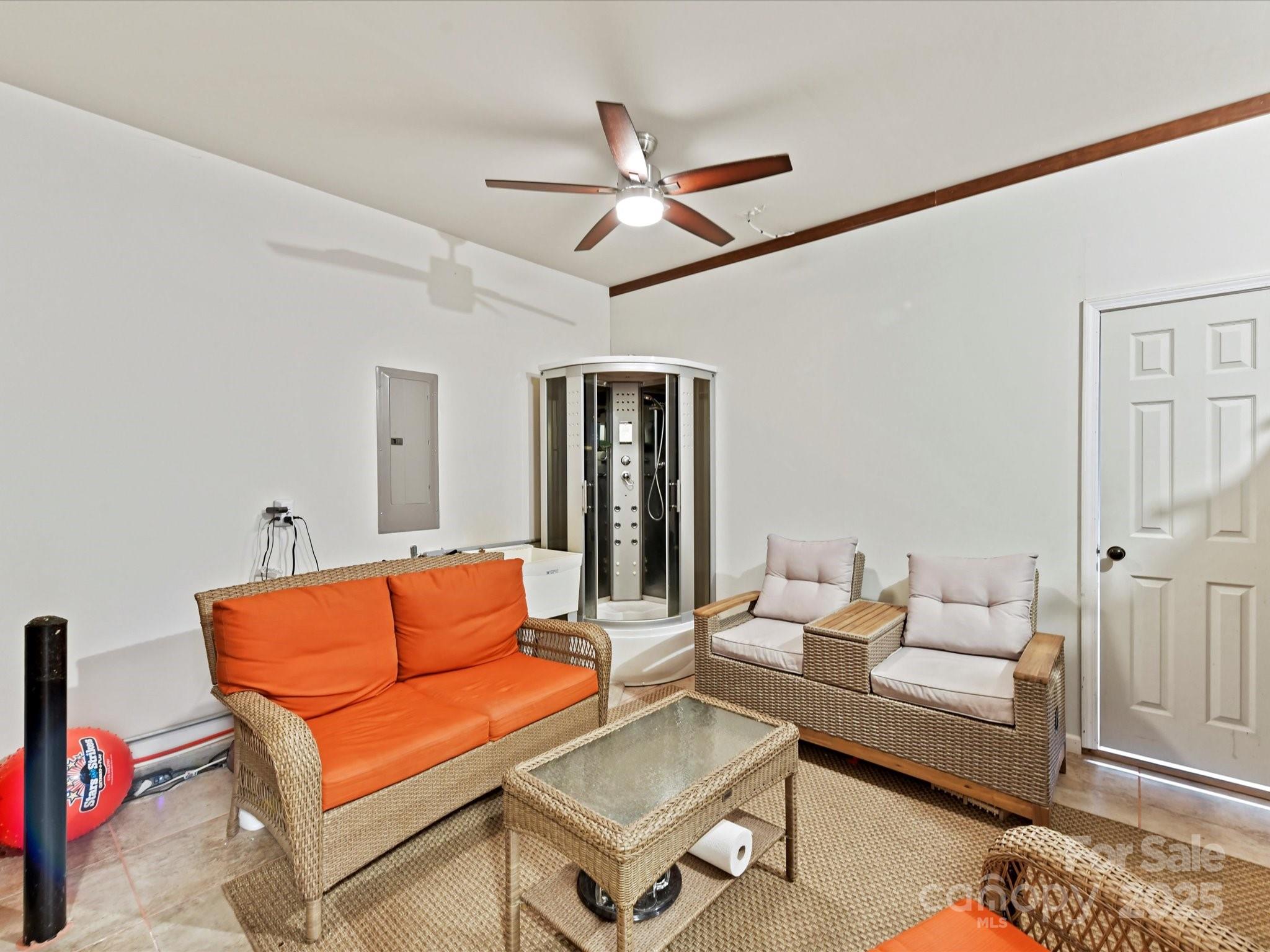 Waterford on the Rocky River - Residential