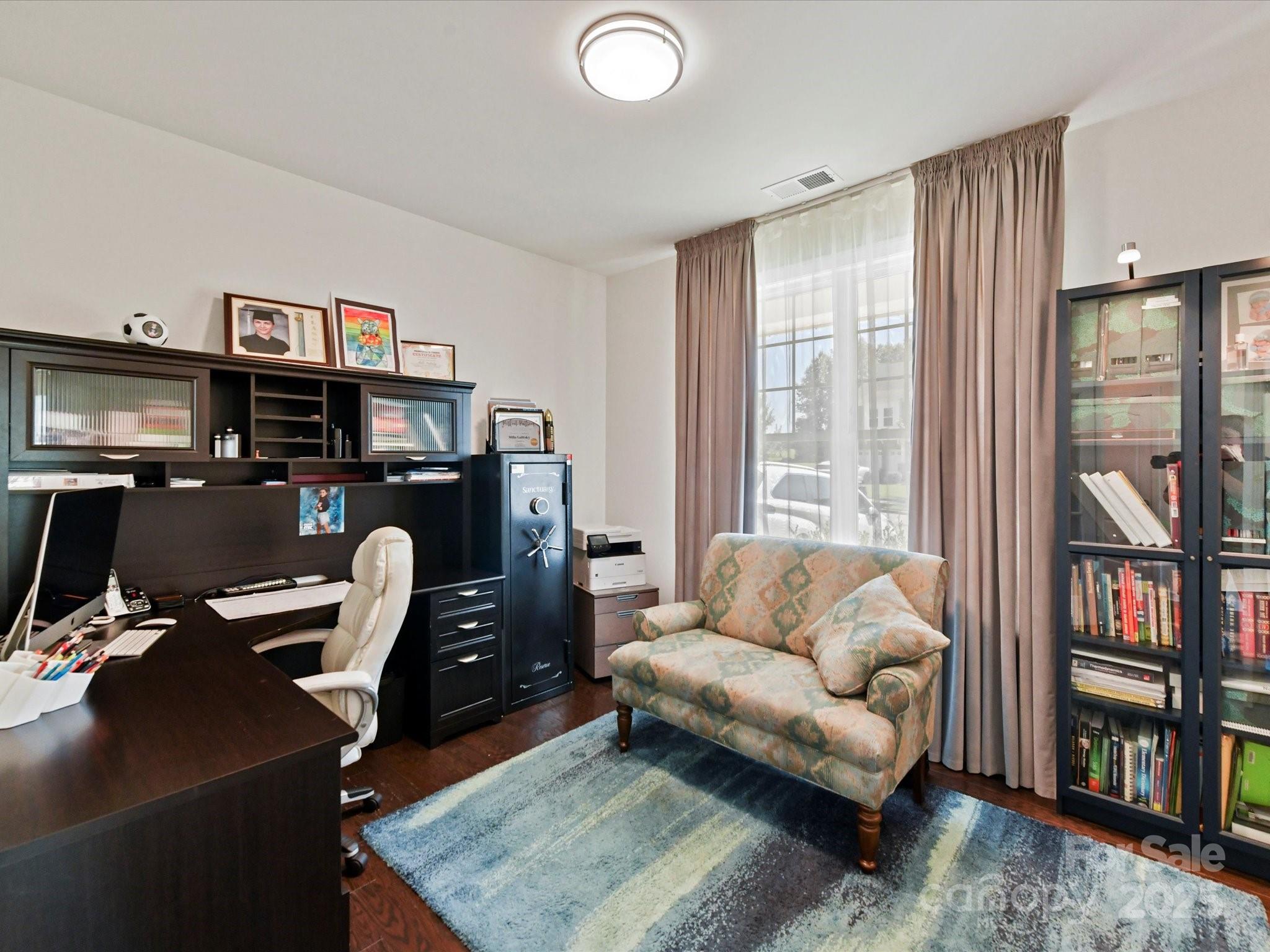 9890 Travertine Trail