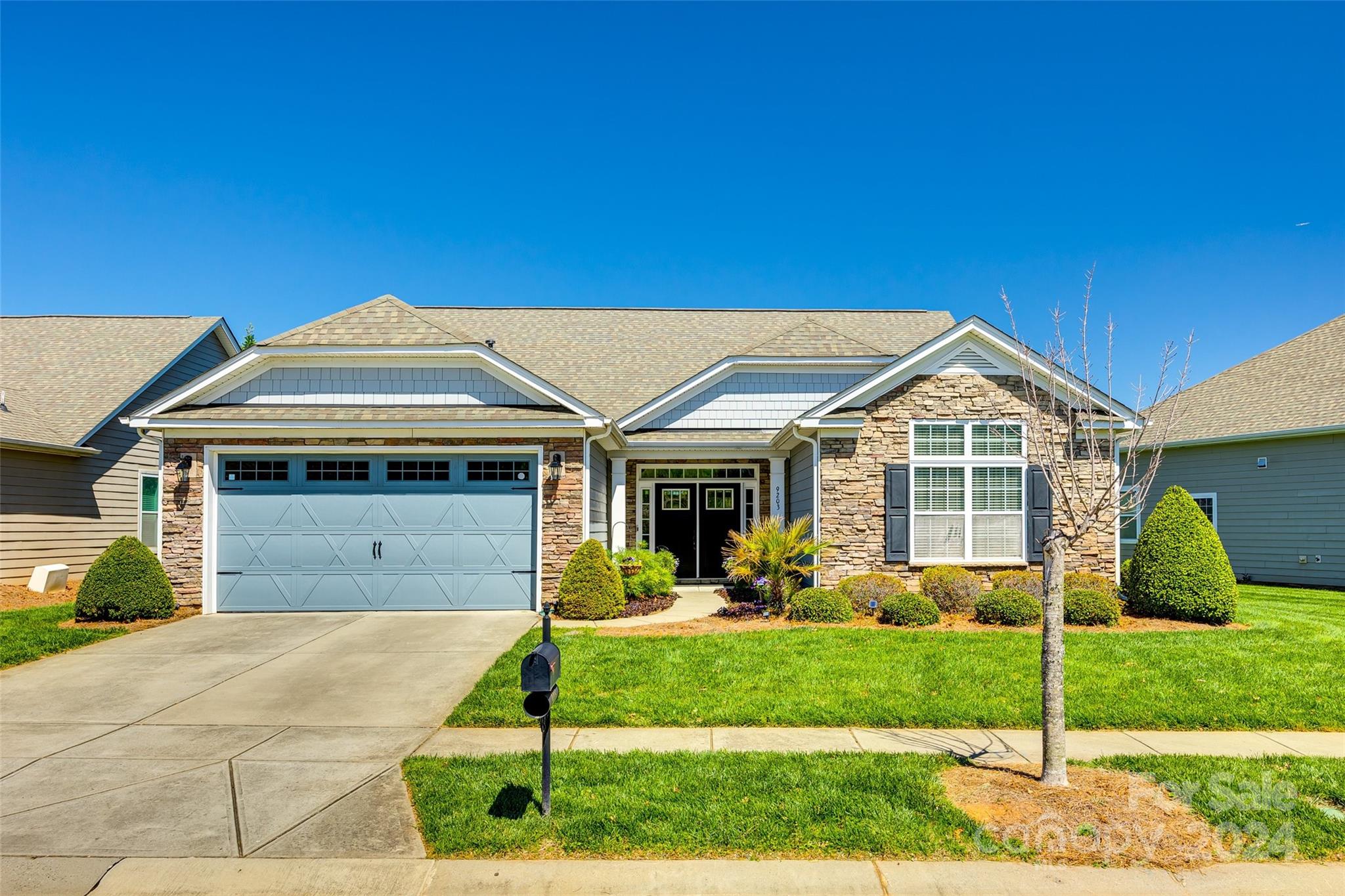 The Vineyards on Lake Wylie - Residential