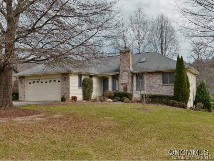 Meticulously maintained home on the 1st Fairway in the desirable gated golf community of Cummings Cove. Enjoy year round golf course views & winter mountain views. Large maser suite that opens out to the deck overlooking the fairway. Walkout daylight basement ideal for guest quarters. Approx 175 sf in sunroom (not counted in the sf). Oversized 2-car garage on the main level w/an additional single car garage in the basement.