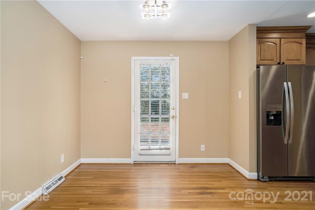Beverly Woods - Residential