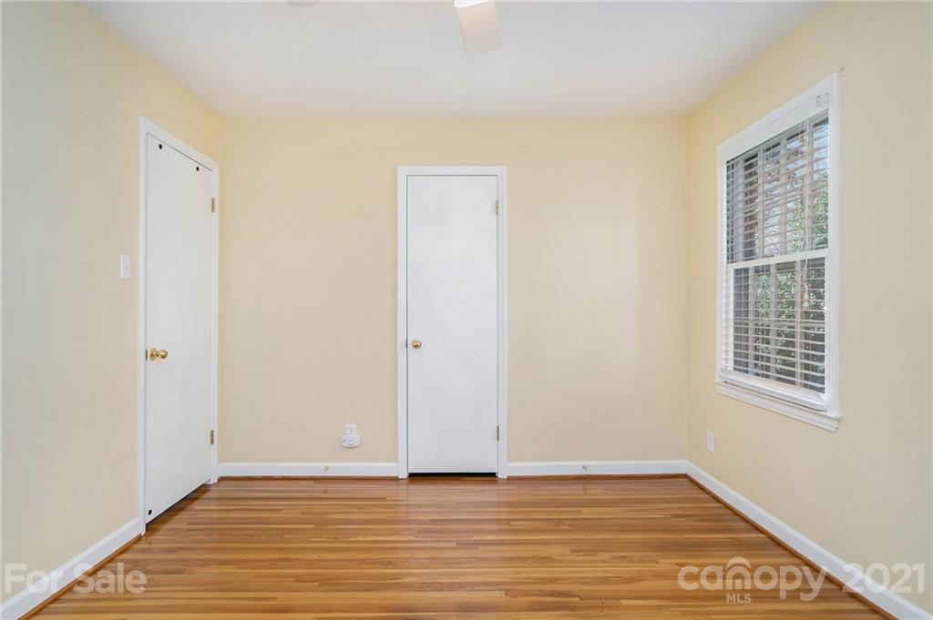 Beverly Woods - Residential