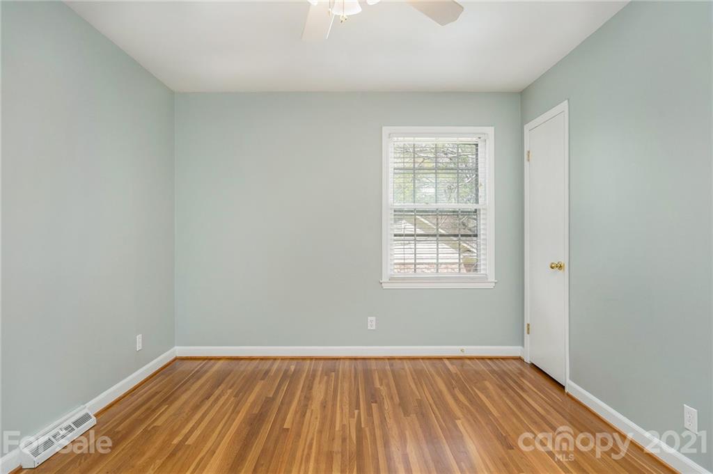 Beverly Woods - Residential
