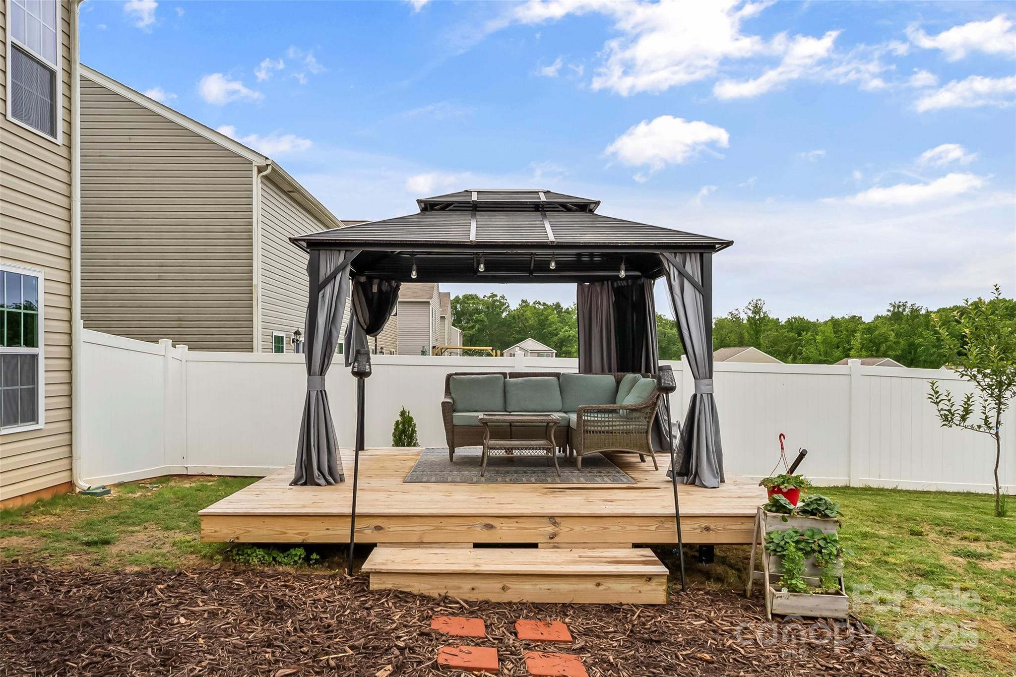 Bennington Creek - Residential