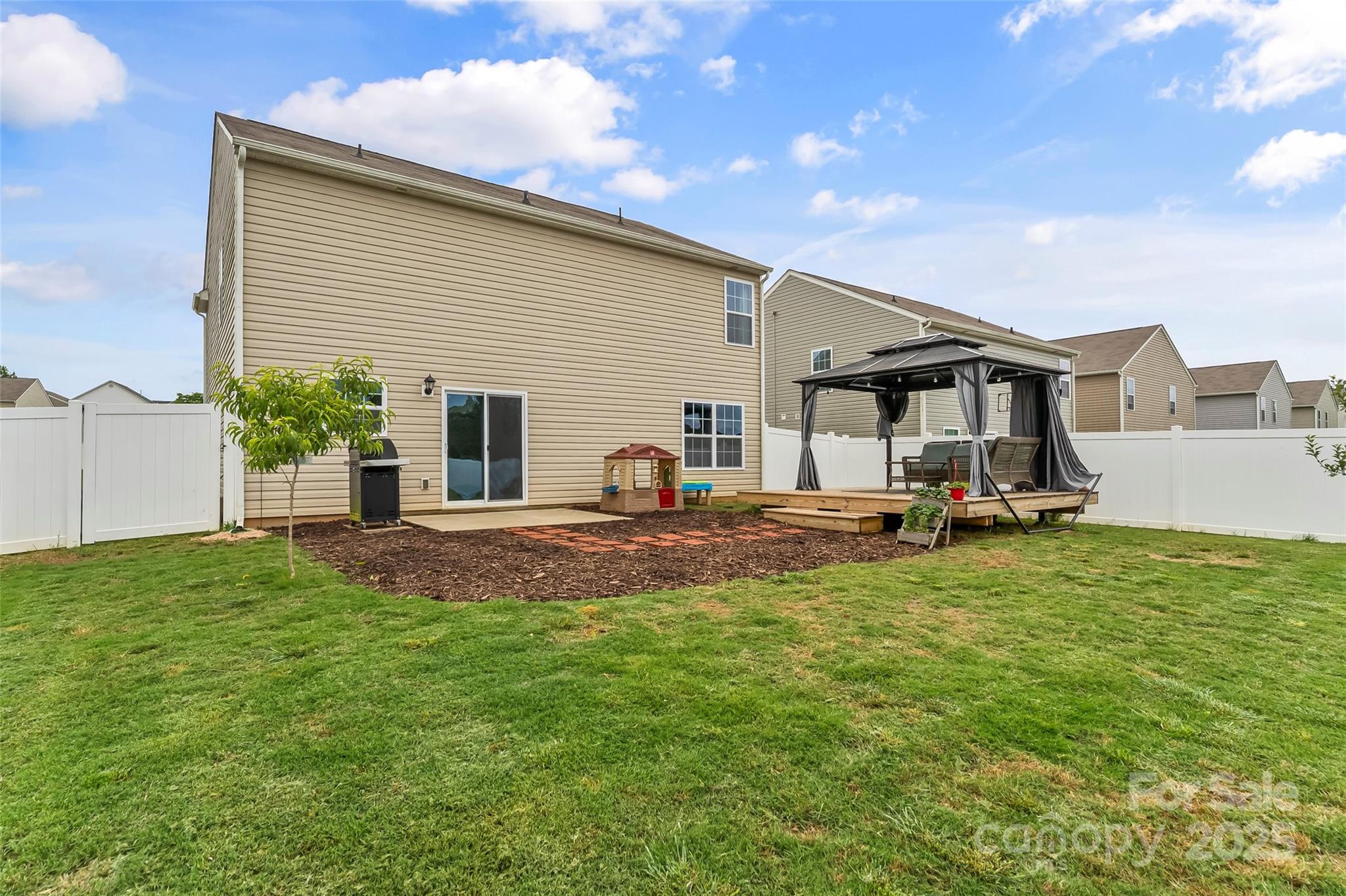 Bennington Creek - Residential