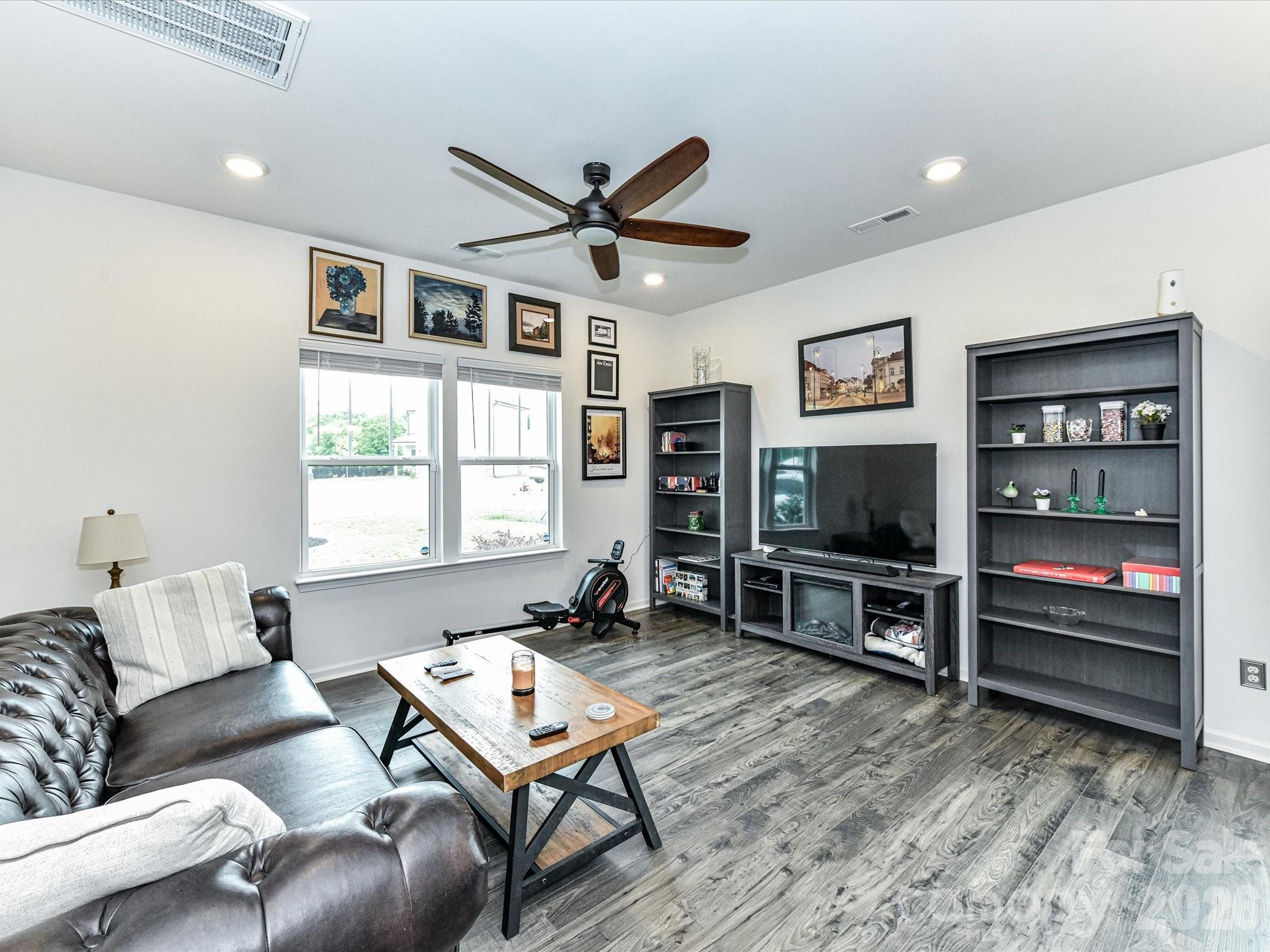 Eagles Crest - Residential