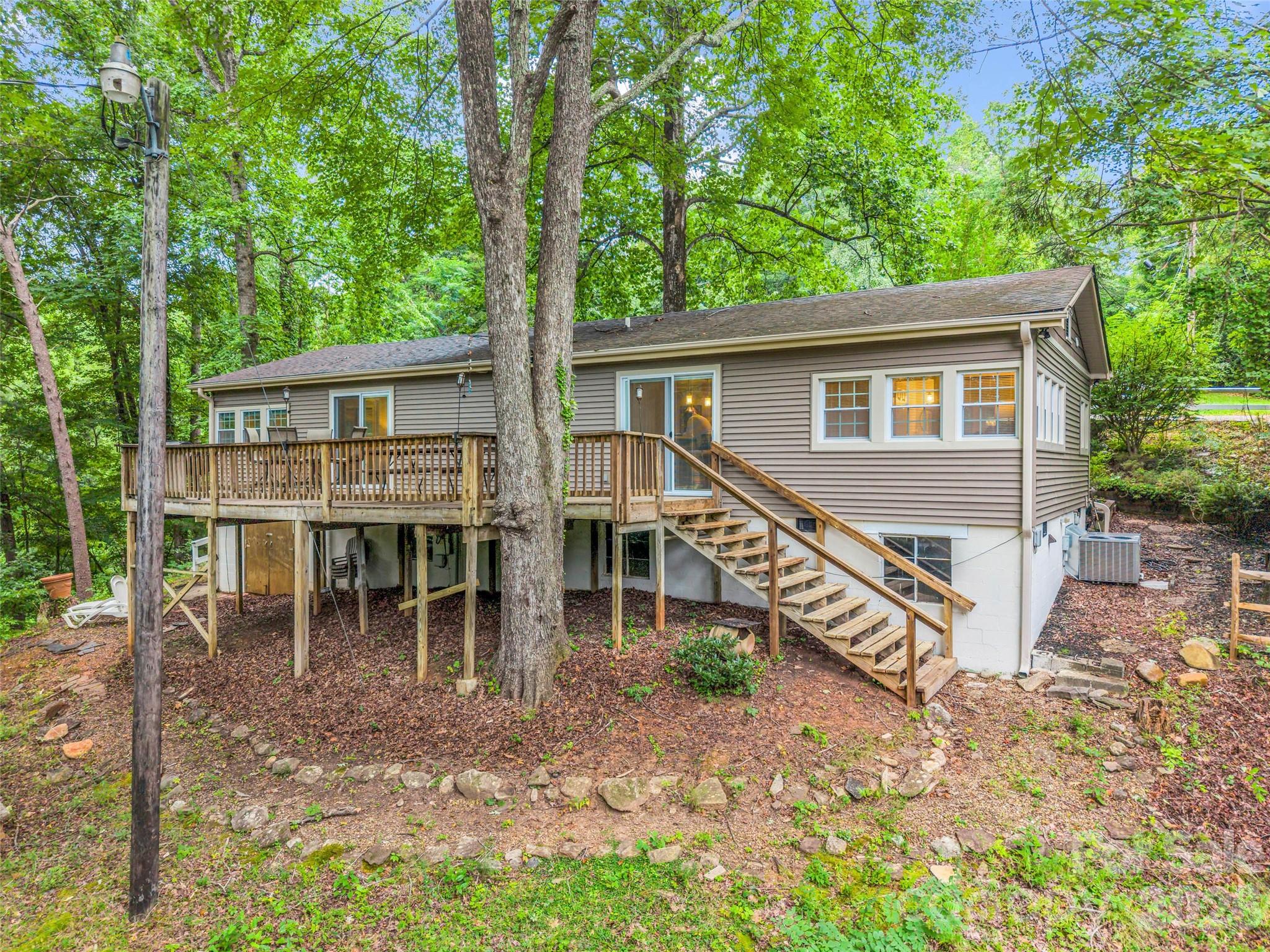 297 Chimney Cliffs Drive