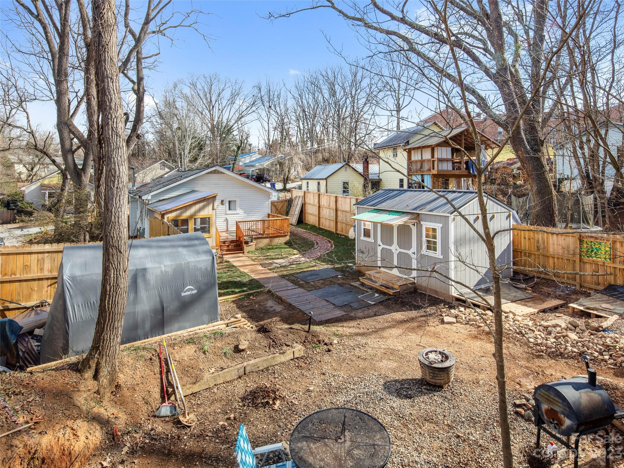 Villa Heights - Residential