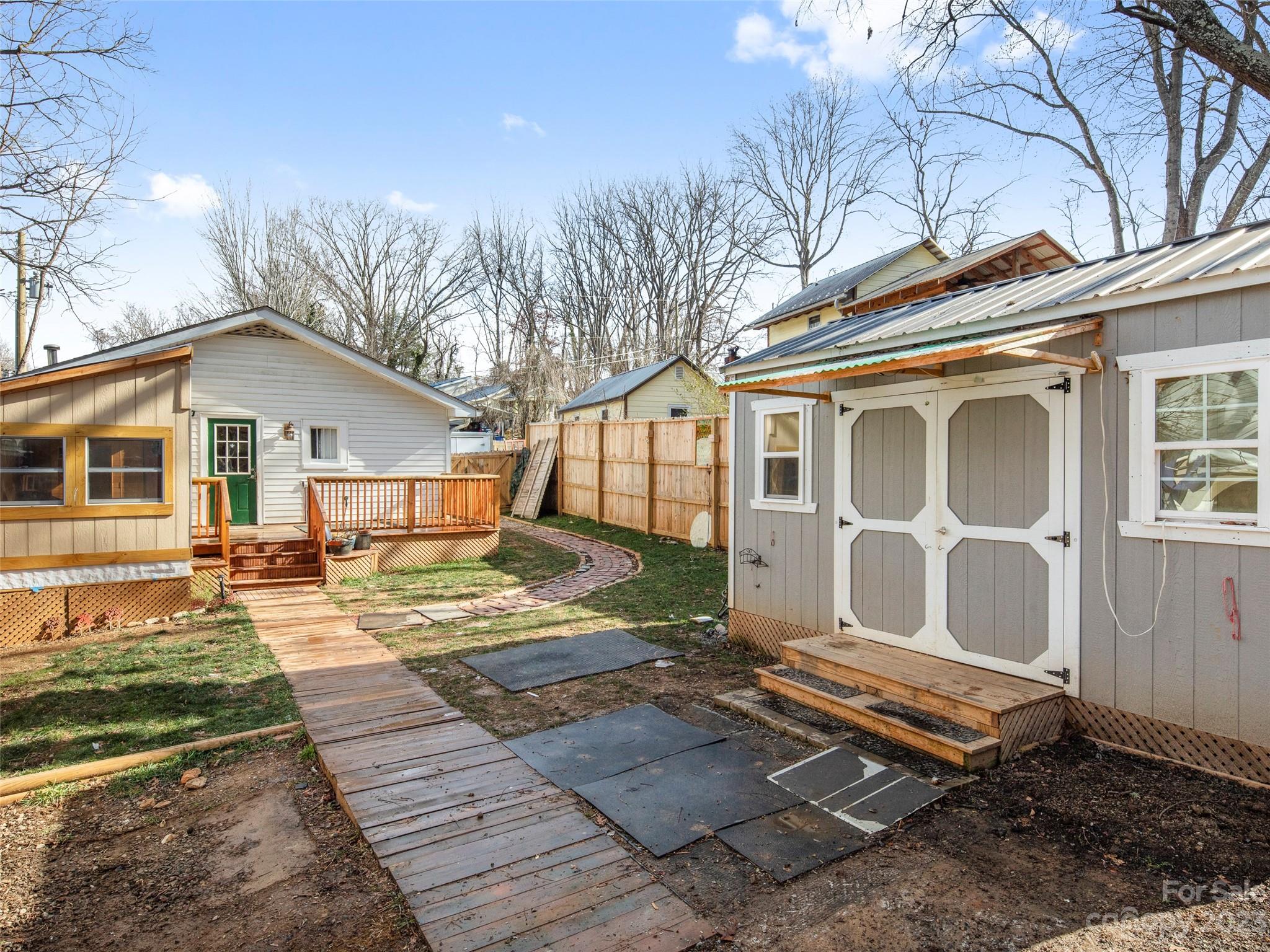 Villa Heights - Residential