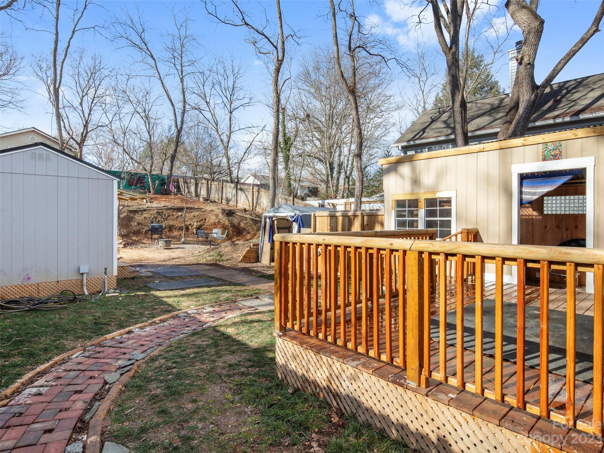 Villa Heights - Residential