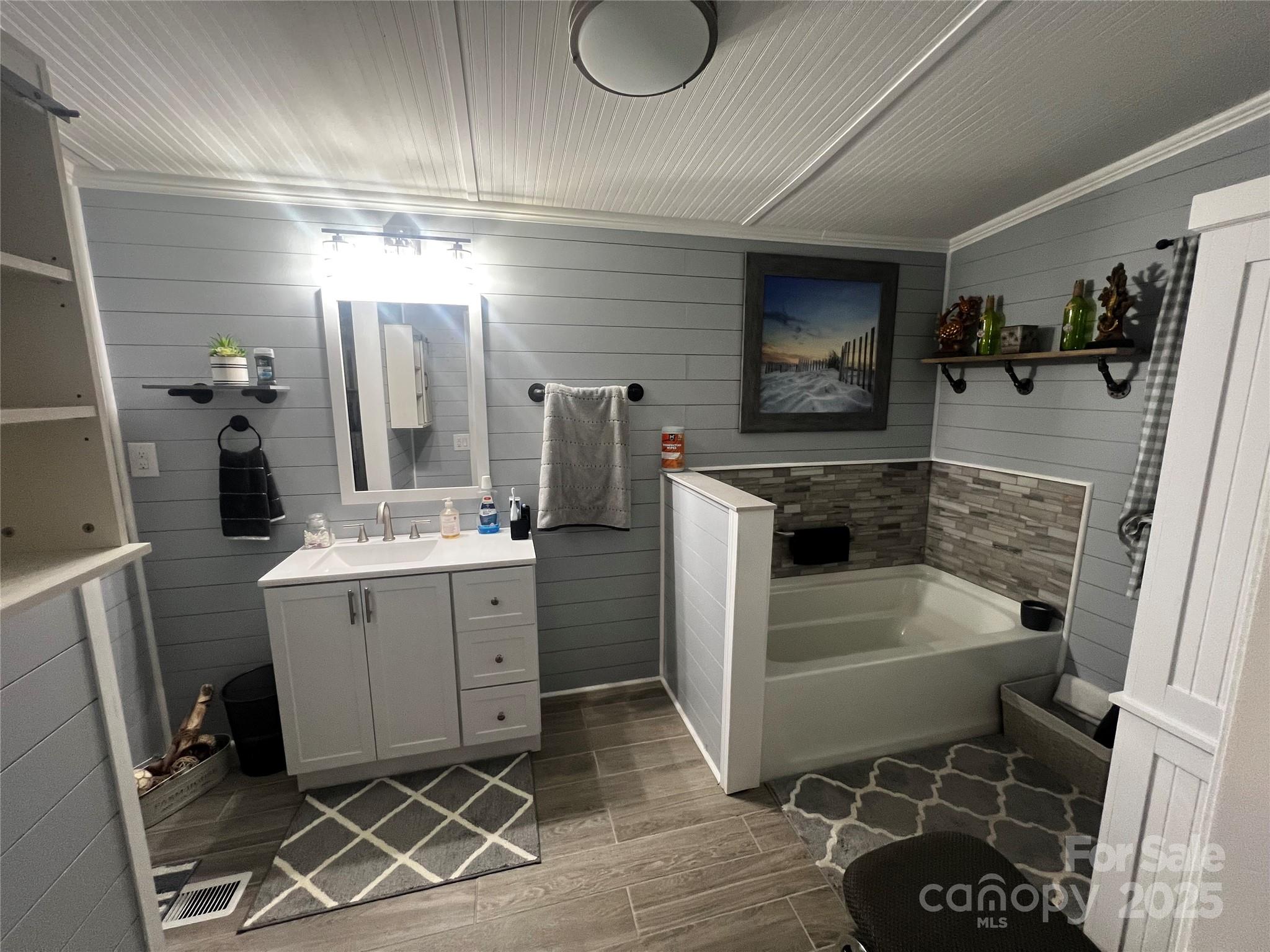 Eagle Chase - Residential