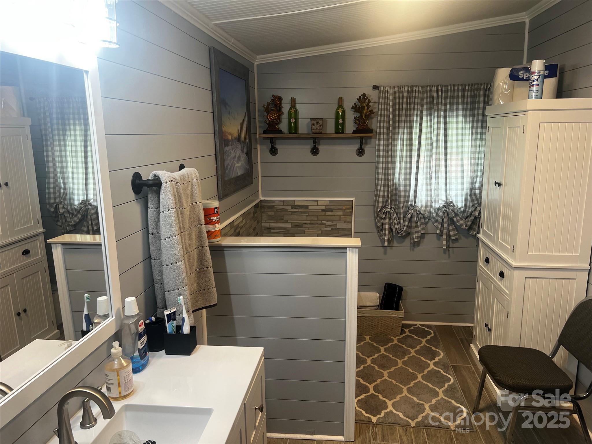 Eagle Chase - Residential