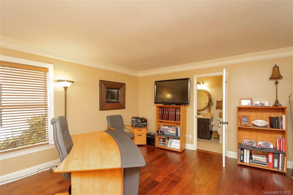 Woodland Hills - Residential