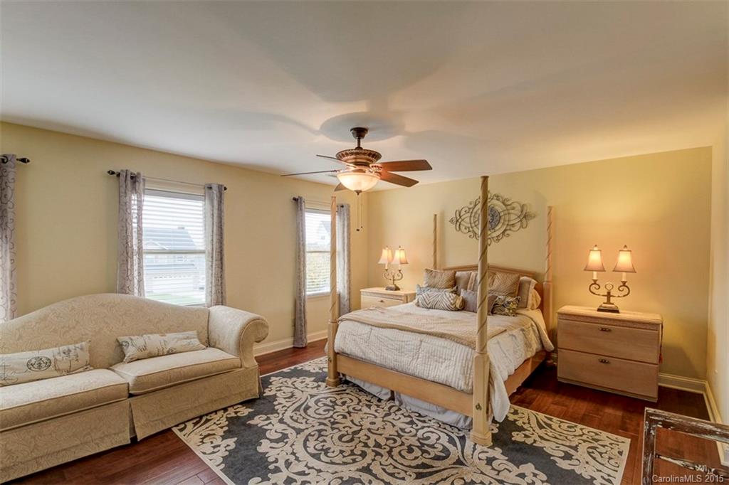 Woodland Hills - Residential