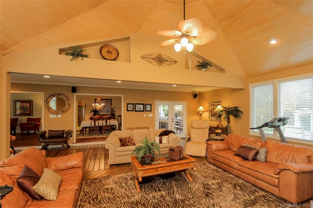 Woodland Hills - Residential