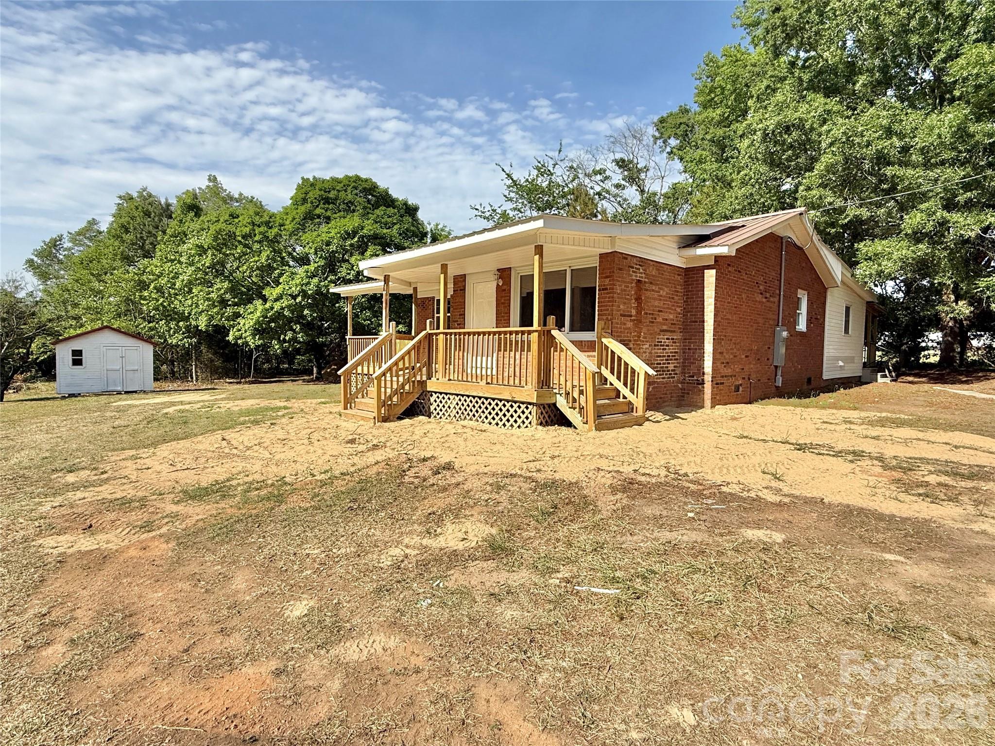 878 Stanback Ferry Road